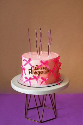 Торт Ламбет: как приготовить изысканный бисквитный десерт с клубникой