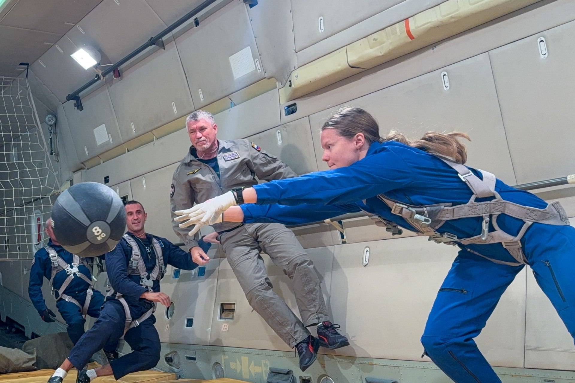 Знакомьтесь — Анастасия Меремкулова (Бурчуладзе), уроженка Архангельска, сегодня — одна из самых перспективных кандидатов в космонавты России! Знакомьтесь — Анастасия Меремкулова (Бурчуладзе), уроженка Архангельска, сегодня — одна из самых перспективных кандидатов в космонавты России!