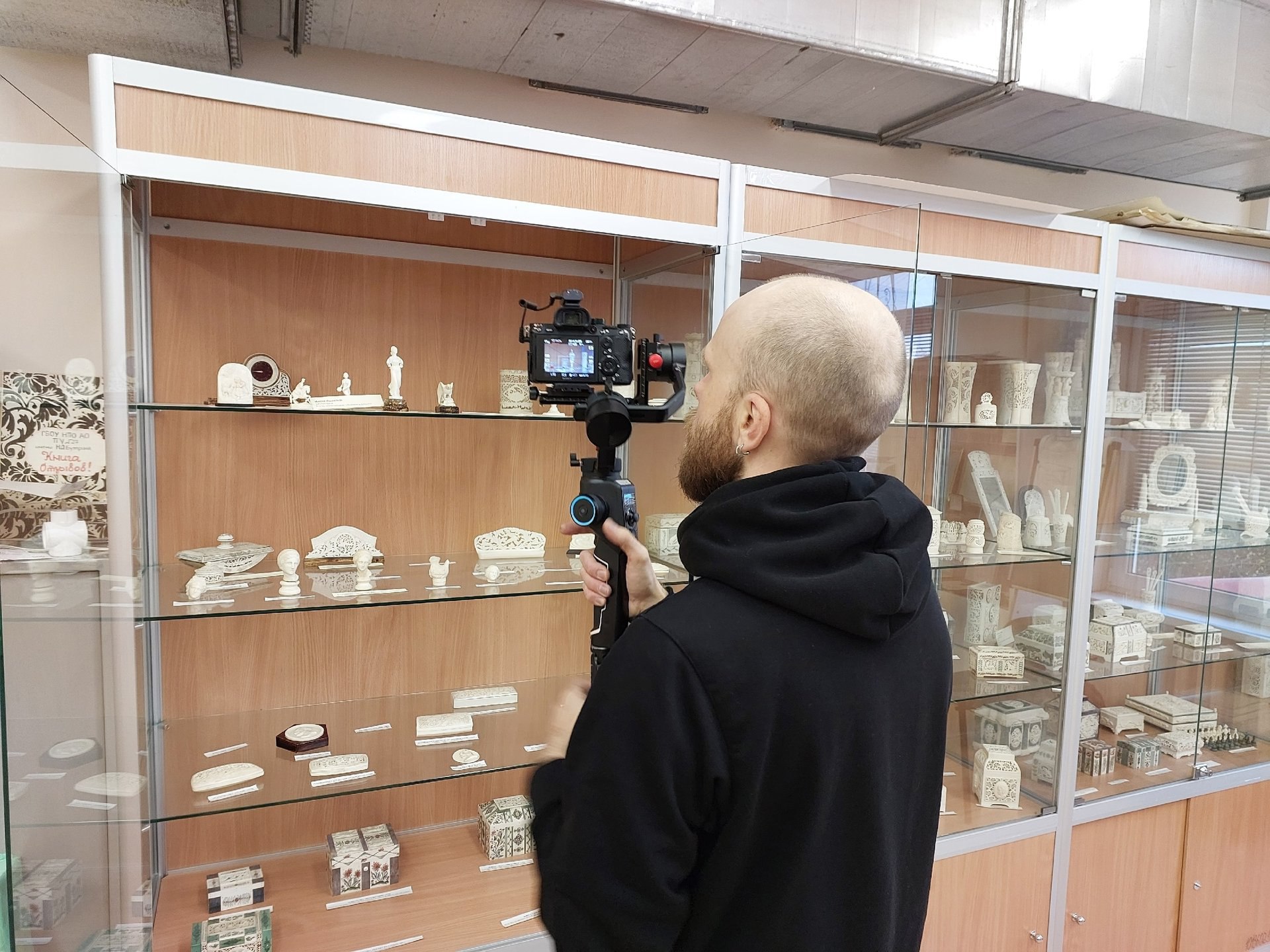 Продолжается работа над фильмом, посвященным Архангельскому союзу художников Продолжается работа над фильмом, посвященным Архангельскому союзу художников