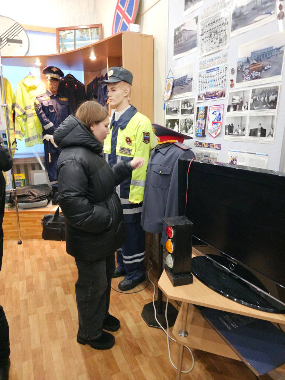 ОТ ПЕРВЫХ ПОСТОВ ДО СОВРЕМЕННОСТИ ОТ ПЕРВЫХ ПОСТОВ ДО СОВРЕМЕННОСТИ