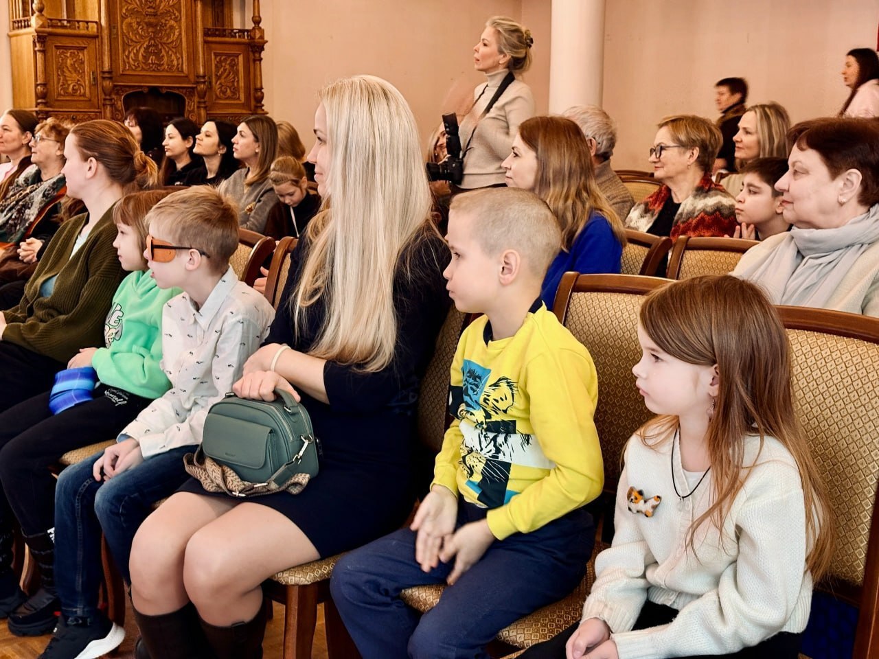 Проект «Я горжусь тобой, Архангельск» объединил более 5000 детей по всей России Проект «Я горжусь тобой, Архангельск» объединил более 5000 детей по всей России