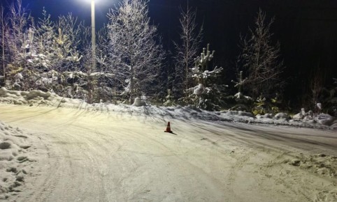 В Устьянском округе школьница получила травмы, попав под машину во время катания на «ватрушке»