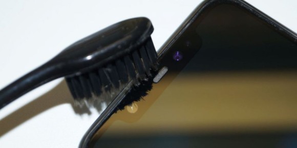 Как правильно чистить экран: секреты долговечности ваших устройств