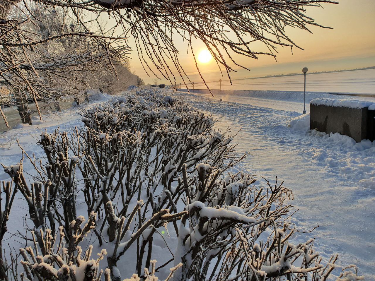 Доброе утро, регион!. Сегодня 1 февраля, воскресенье, зима продолжается. В этот день будет облачная с прояснениями погода, без существенных осадков
