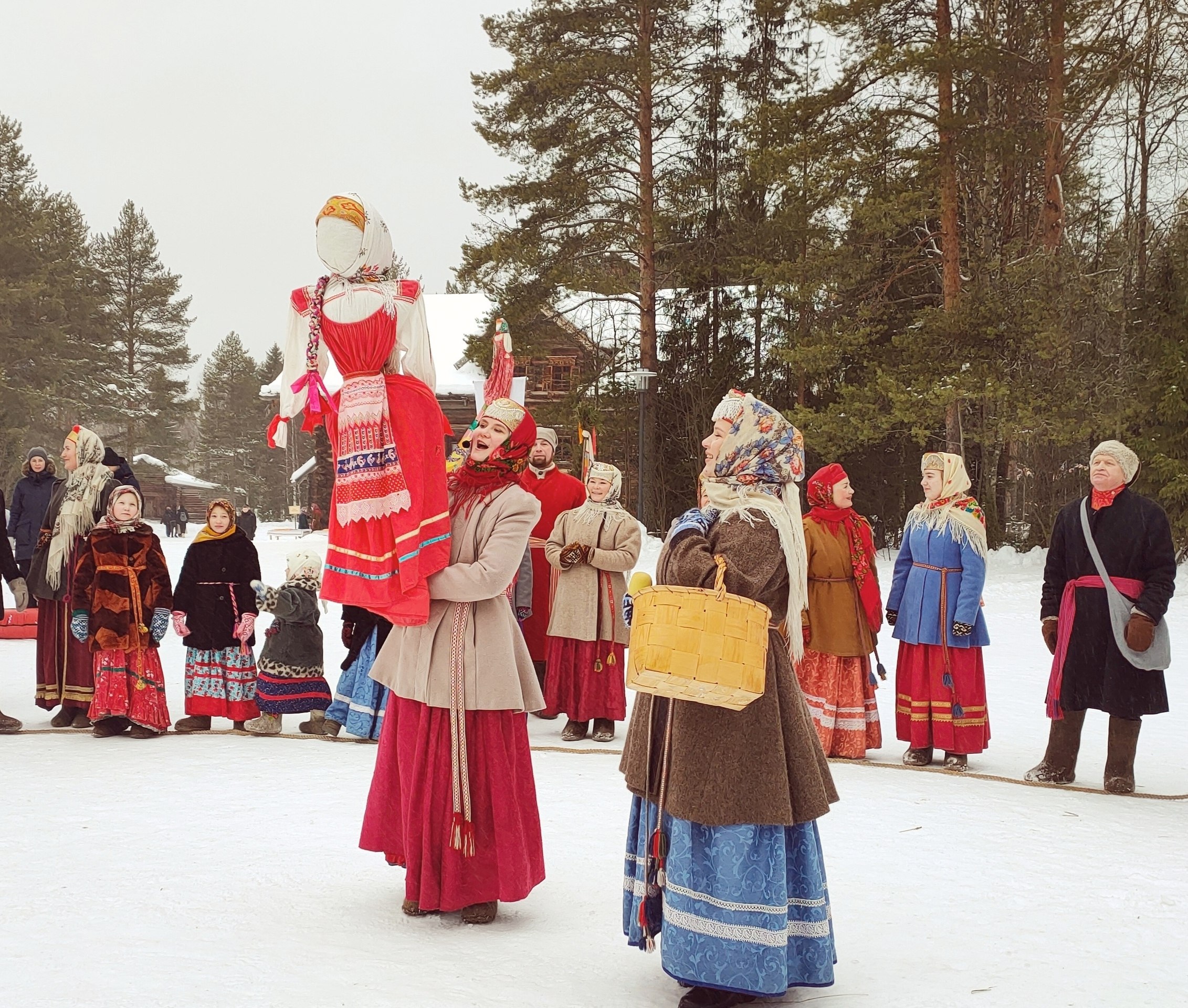 Масленица уже близко!. 15 февраля в музее-заповеднике «Малые Корелы» начнутся масленичные гулянья! В воскресенье всех гостей ждёт увлекательное фольклорная игра-путешествие «Масленичная неделя», возможность поучаствовать в... Масленица уже близко!. 15 февраля в музее-заповеднике «Малые Корелы» начнутся масленичные гулянья! В воскресенье всех гостей ждёт увлекательное фольклорная игра-путешествие «Масленичная неделя», возможность поучаствовать в...
