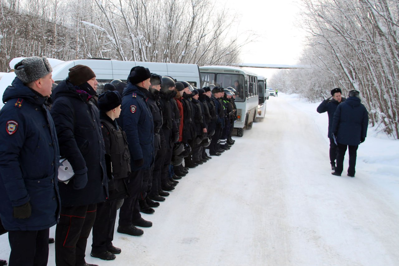 На территории г. Архангельска состоялась тактико-специальная тренировка по отработке действий личного состава при возникновении чрезвычайных обстоятельств