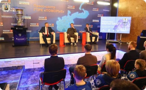 В Архангельск привезли главный трофей российского хоккея – Кубок Гагарина