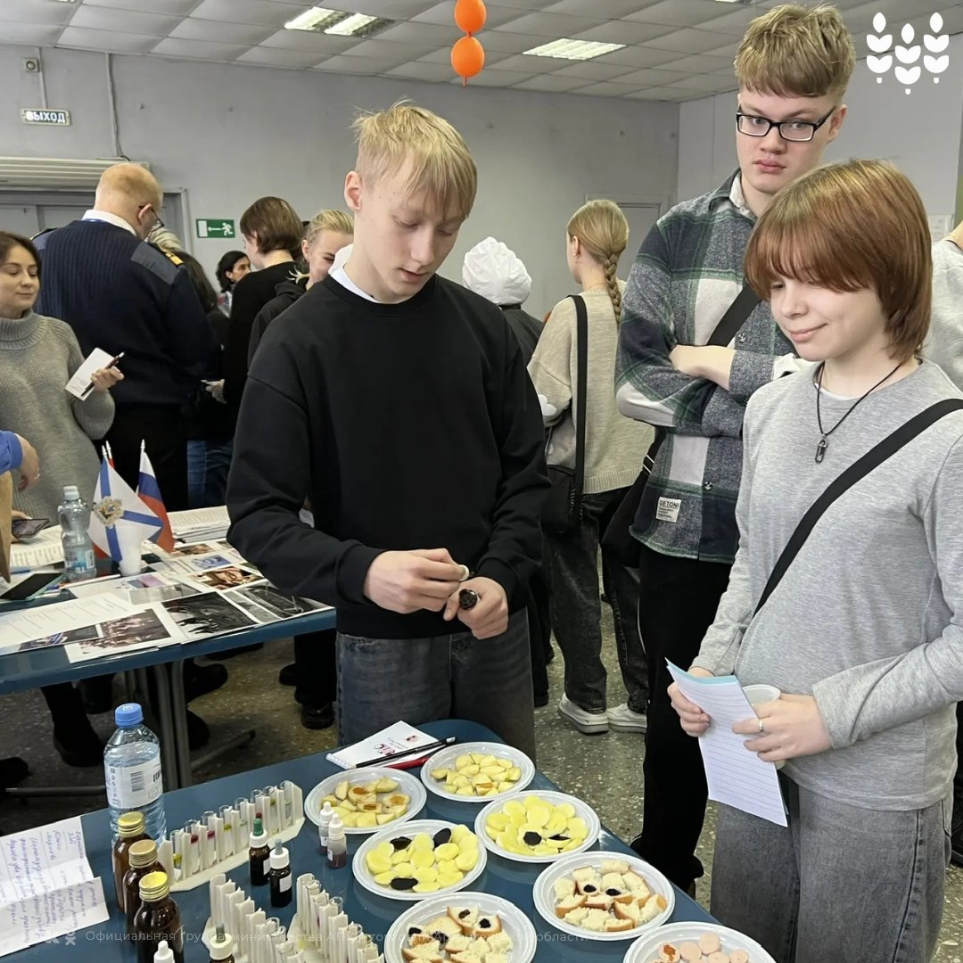 Онега пахнет рыбой, брусникой и свежим хлебом: там проходит фестиваль «Рыба моя поморская» Онега пахнет рыбой, брусникой и свежим хлебом: там проходит фестиваль «Рыба моя поморская»
