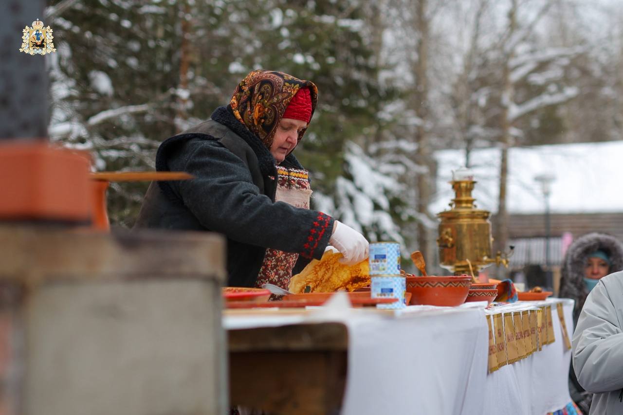 В Малых Корелах шумно, грандиозно и весело проводили Масленицу В Малых Корелах шумно, грандиозно и весело проводили Масленицу