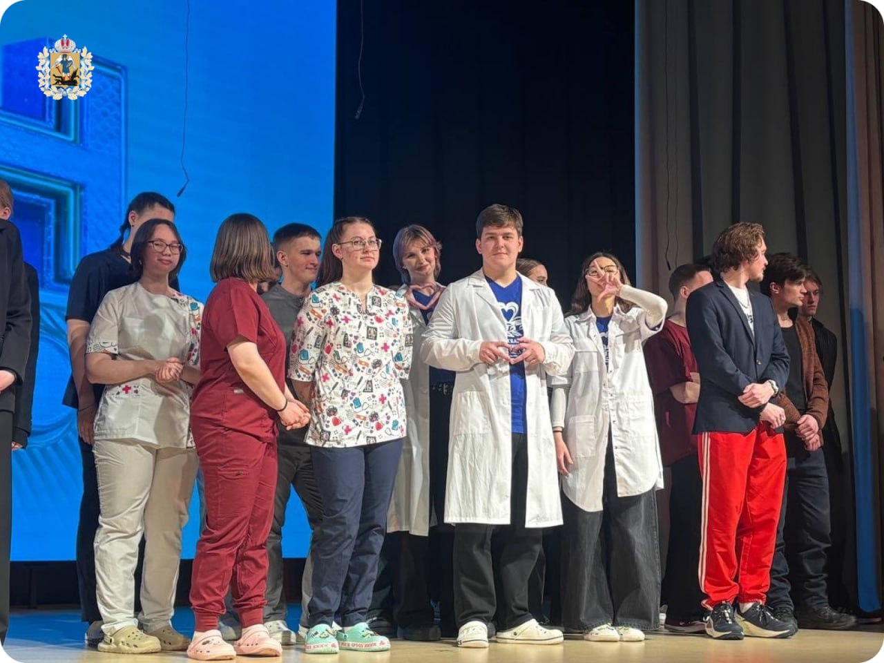 Студенты Архангельского медколледжа удостоены губернаторской стипендии Студенты Архангельского медколледжа удостоены губернаторской стипендии