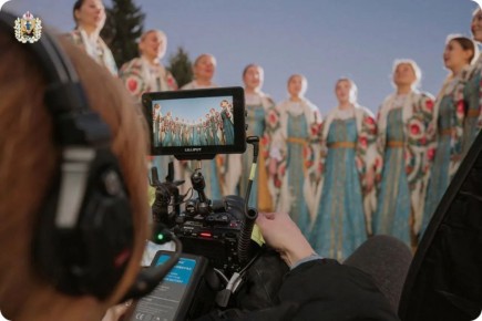 �������������� ����� � 100-����� ��������� �������� ��������� ���� ������� �� ������ ���������