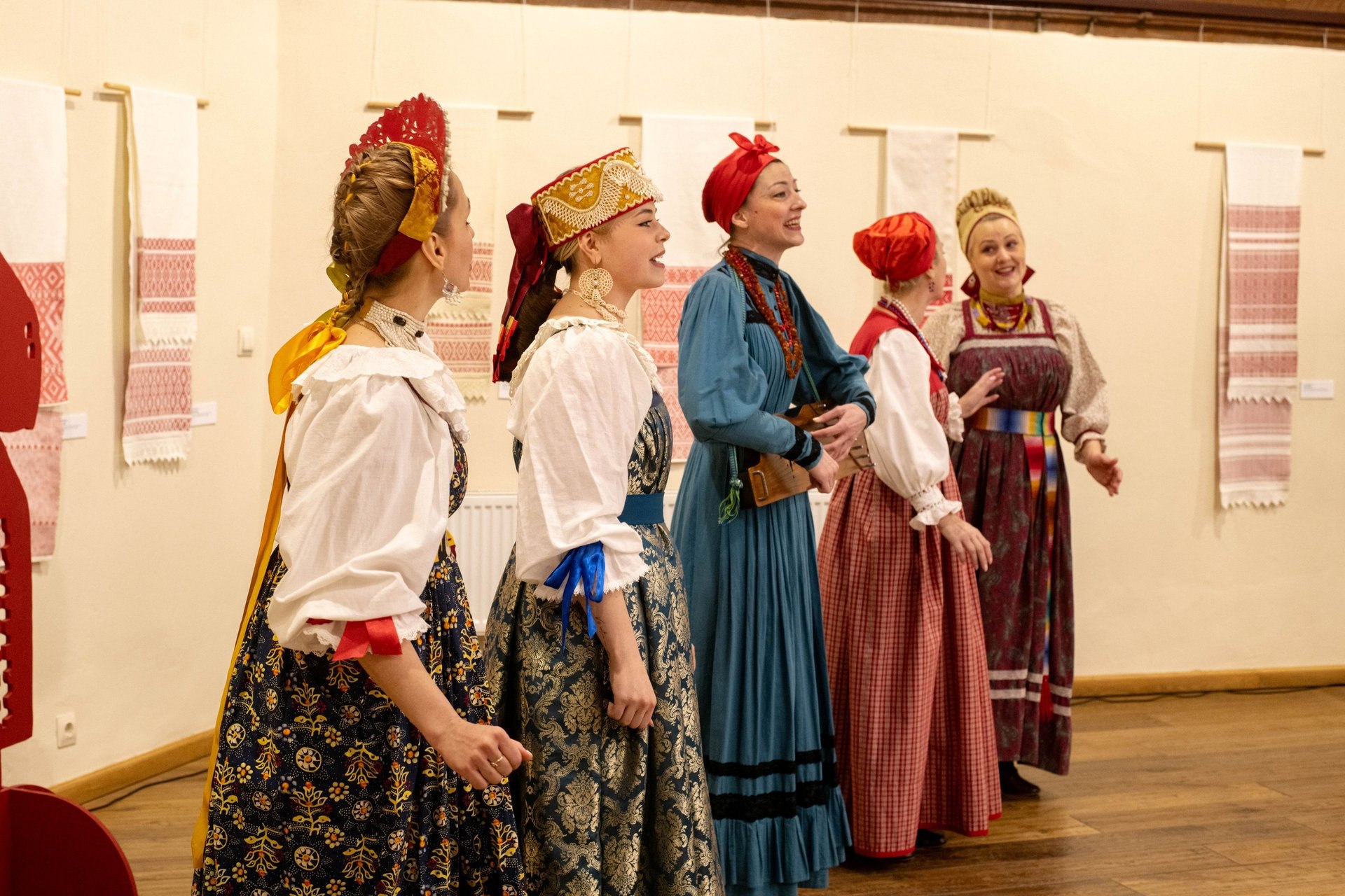 В Гостиных дворах завершила свою работу выставка «Полотенце. История длиною в жизнь» В Гостиных дворах завершила свою работу выставка «Полотенце. История длиною в жизнь»