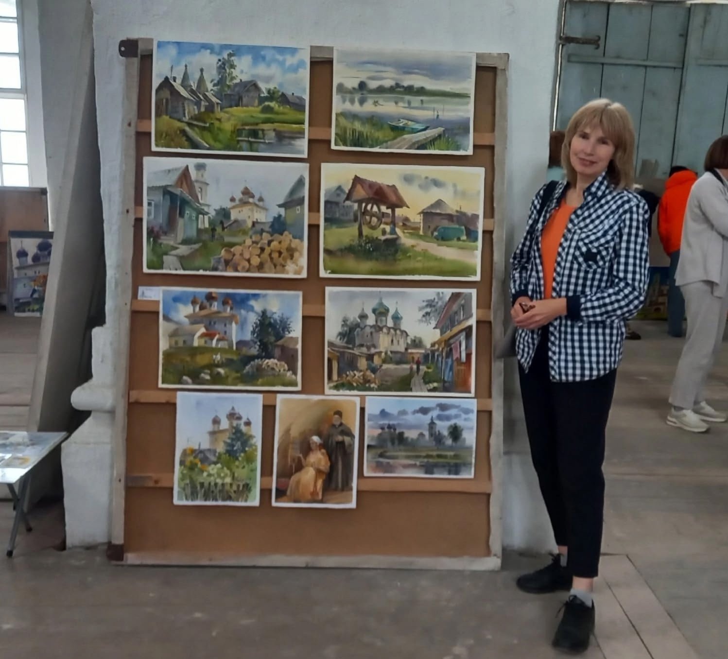 Несколько музеев Архангельской области получили в дар работы современной художницы Нелли Фроловой Несколько музеев Архангельской области получили в дар работы современной художницы Нелли Фроловой