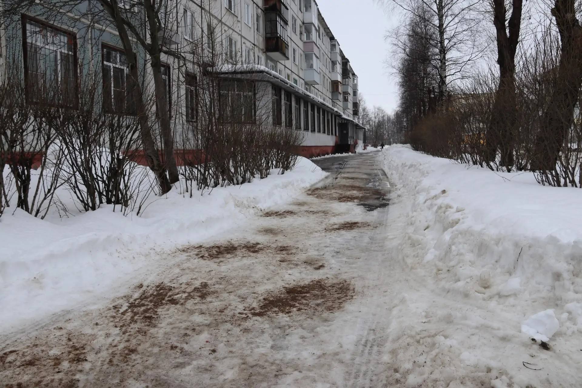 Игорь Арсентьев: Число жалоб на состояние тротуарной сети в Северодвинске, конечно, запредельное, но для такого теплого марта - объяснимое Игорь Арсентьев: Число жалоб на состояние тротуарной сети в Северодвинске, конечно, запредельное, но для такого теплого марта - объяснимое