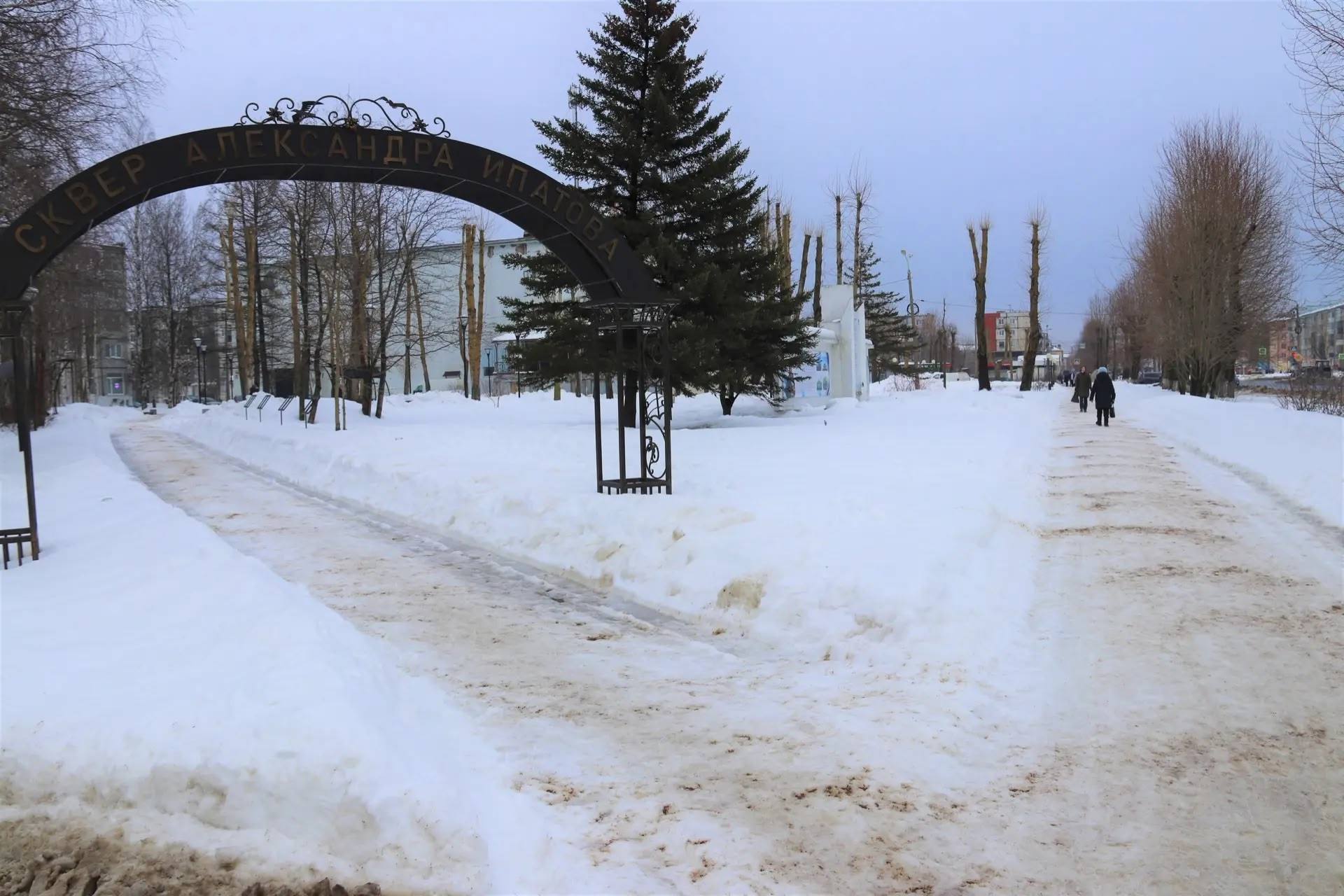Игорь Арсентьев: Число жалоб на состояние тротуарной сети в Северодвинске, конечно, запредельное, но для такого теплого марта - объяснимое Игорь Арсентьев: Число жалоб на состояние тротуарной сети в Северодвинске, конечно, запредельное, но для такого теплого марта - объяснимое