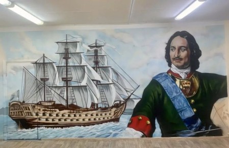 Новое граффити появилось в школе №2 имени В.И. Захарова