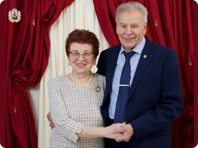 60 ��� ������: � ������������ ������� �������� �������� ������������� �������