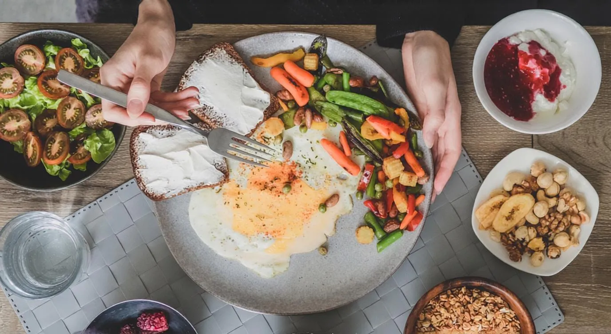 Как сделать завтрак источником энергии: советы от диетологов