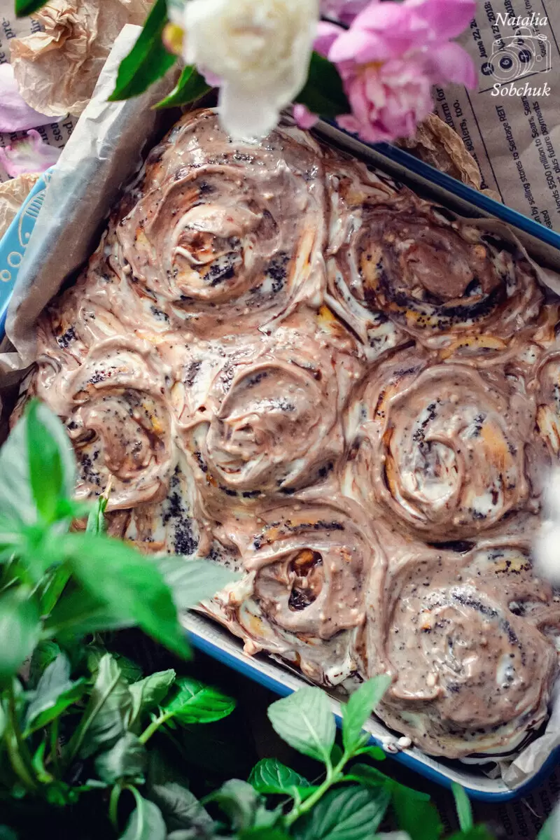 Синнабоны с маком и шоколадным кремом: кулинарная находка