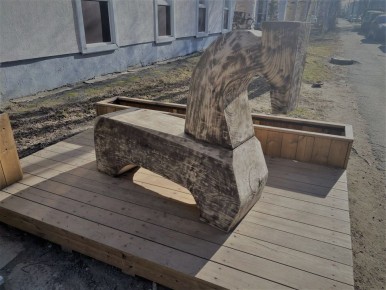 Фотозагадка. Как думаете, где в Архангельске можно встретить такого деревянного коня?