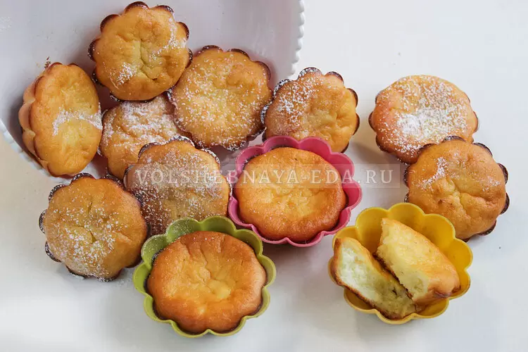 Нежные сырники в духовке: простой рецепт для завтрака