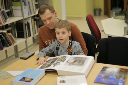 17 и 18 апреля в Архангельске наступит библионочь, и городские библиотеки превратятся в центр ярких впечатлений и полезных открытий! Вас ждут встречи с писателями, концерты, интеллектуальные игры, творческие мастер-классы и...