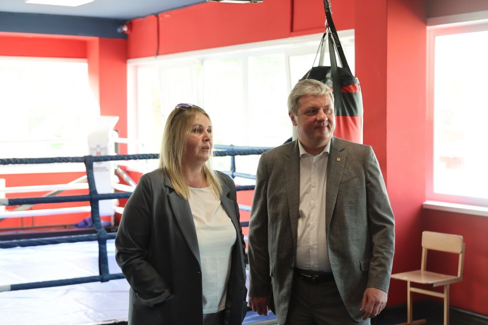 Новый зал, новые победы: бокс набирает популярность среди ребят из Ломоносовского округа Новый зал, новые победы: бокс набирает популярность среди ребят из Ломоносовского округа