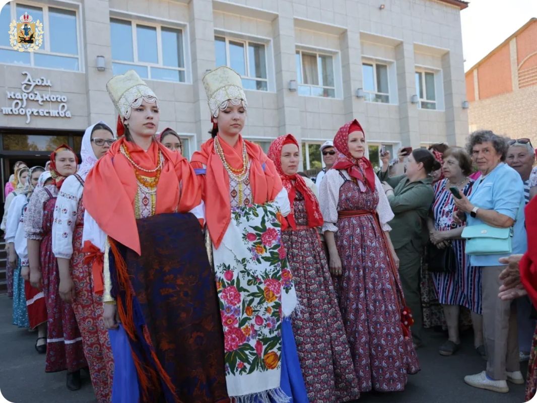 Петровская ярмарка стала главным событием Года культуры Русского Севера в Пинежском округе Петровская ярмарка стала главным событием Года культуры Русского Севера в Пинежском округе