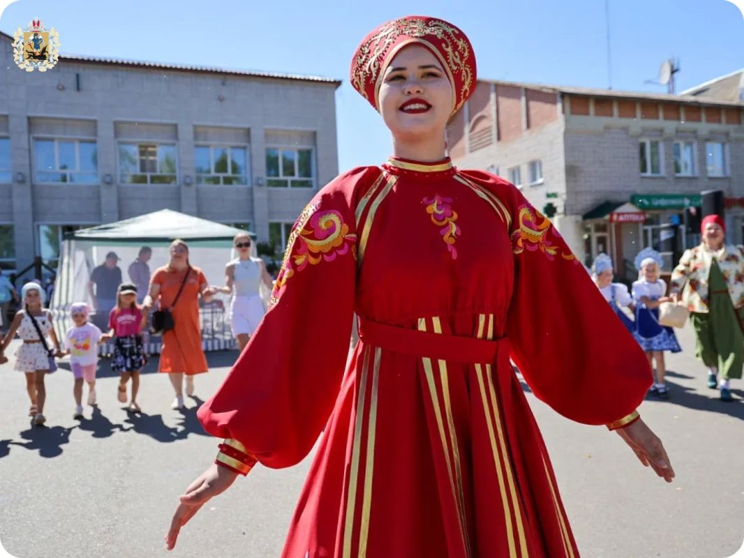 Петровская ярмарка стала главным событием Года культуры Русского Севера в Пинежском округе Петровская ярмарка стала главным событием Года культуры Русского Севера в Пинежском округе