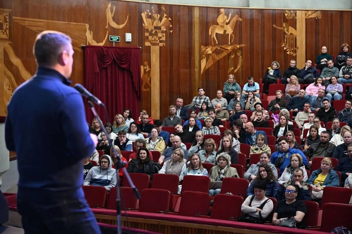 Игорь Арсентьев: Встретился с работниками градообразующего предприятия – корабелами, сотрудниками ОСК Севмаш Игорь Арсентьев: Встретился с работниками градообразующего предприятия – корабелами, сотрудниками ОСК Севмаш