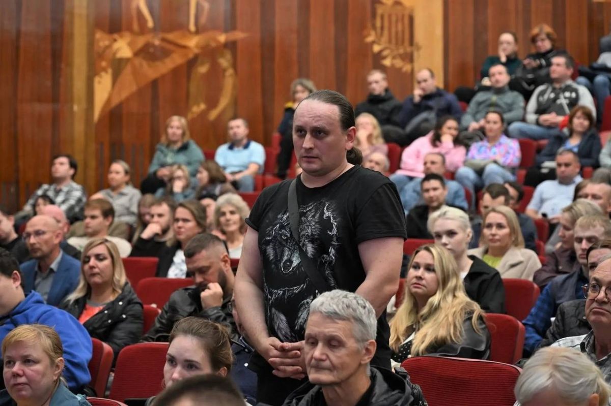 Игорь Арсентьев: Встретился с работниками градообразующего предприятия – корабелами, сотрудниками ОСК Севмаш Игорь Арсентьев: Встретился с работниками градообразующего предприятия – корабелами, сотрудниками ОСК Севмаш