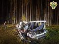 Кадры с места смертельного ДТП под Архангельском опубликовала прокуратура - число жертв увеличилось до 13 человек, в том числе погибли двое детей
