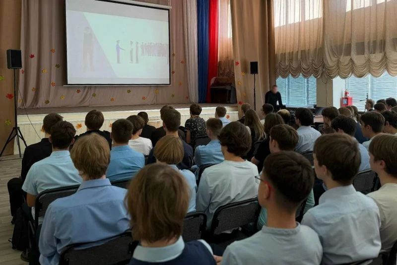 Для учащихся 9–10 классов школы №4 города Мирного провели профилактическую беседу Для учащихся 9–10 классов школы №4 города Мирного провели профилактическую беседу