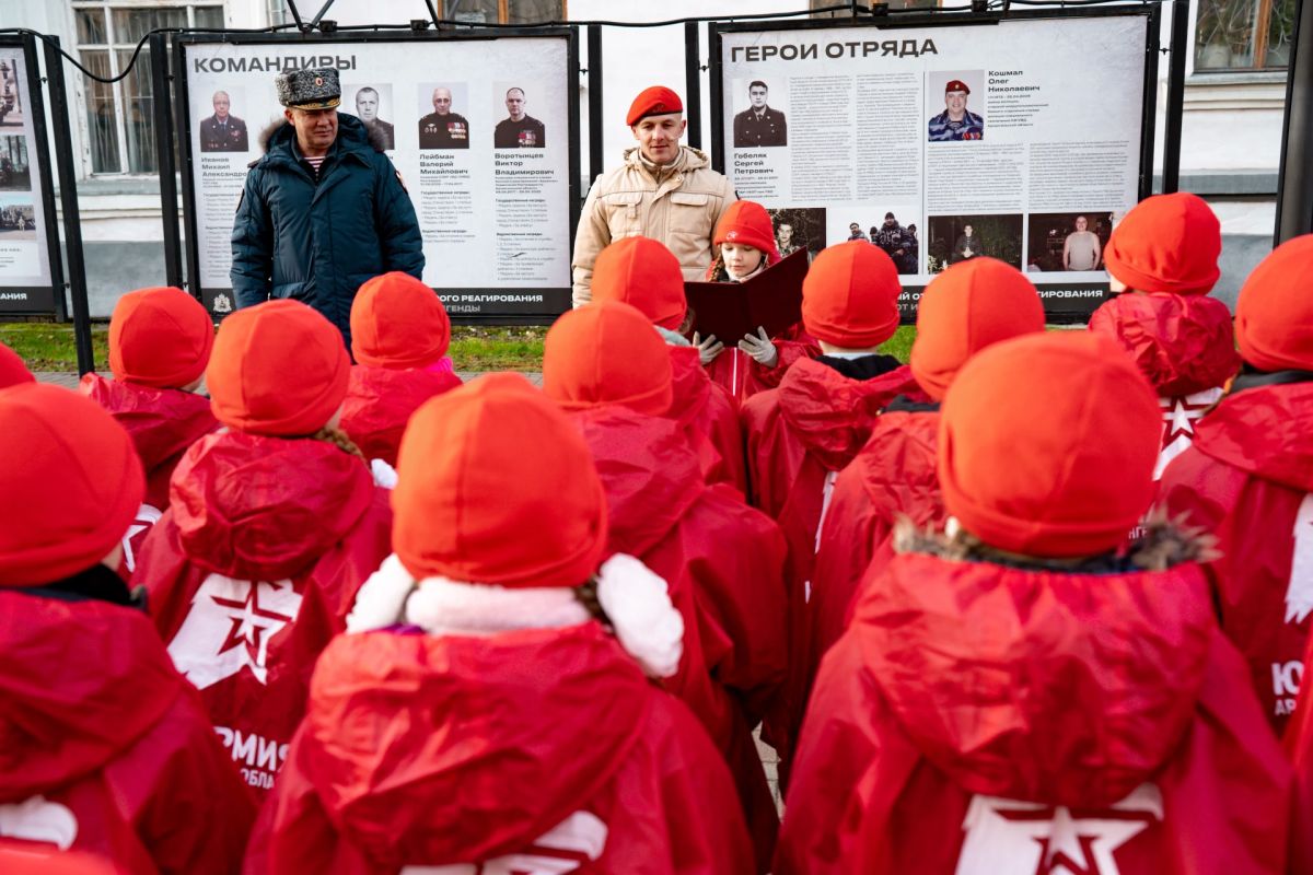 Школьники Архангельска и Приморского округа пополнили ряды «Юнармии» Школьники Архангельска и Приморского округа пополнили ряды «Юнармии»