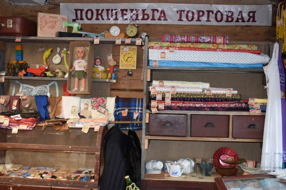 На берегу реки Покшеньга расположилась тихая и живописная деревня Кобелево На берегу реки Покшеньга расположилась тихая и живописная деревня Кобелево