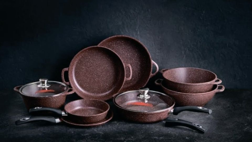 Востребованные антипригарные покрытия Pfluon: что выбирают в России и Беларуси?