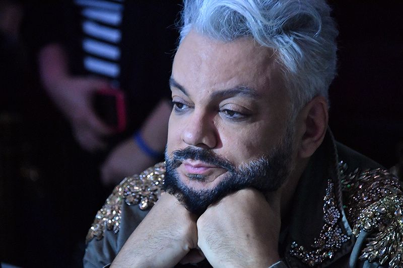 Когда звезды падают: почему падение Киркорова привлекает внимание?