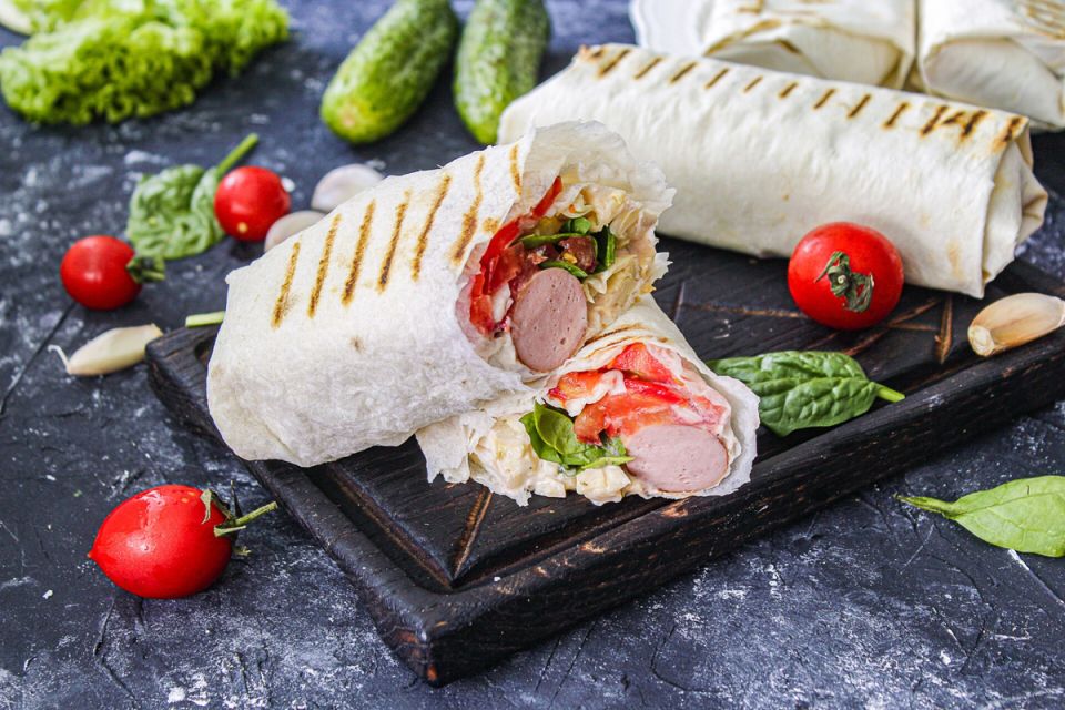 Хот-дог в лаваше: оригинальный и быстрый перекус с восточным колоритом