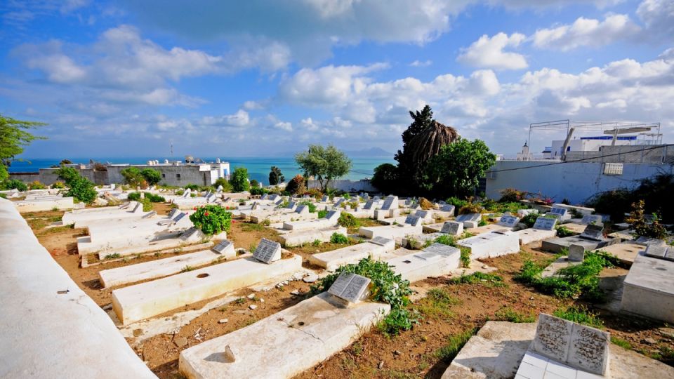 Когда земля на кладбище становится спорной