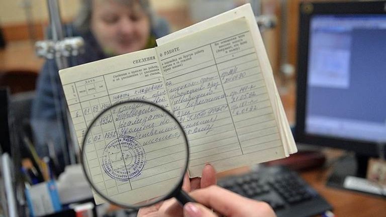 Пенсионеры против ПФР: Как отстоять свои права и избежать долгов