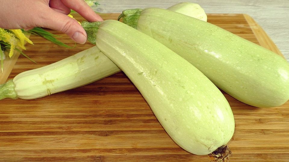 Оладьи из кабачков с творогом: простой рецепт для вкусного завтрака