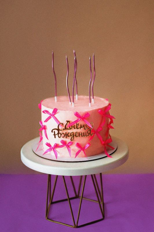 Торт Ламбет: как приготовить изысканный бисквитный десерт с клубникой