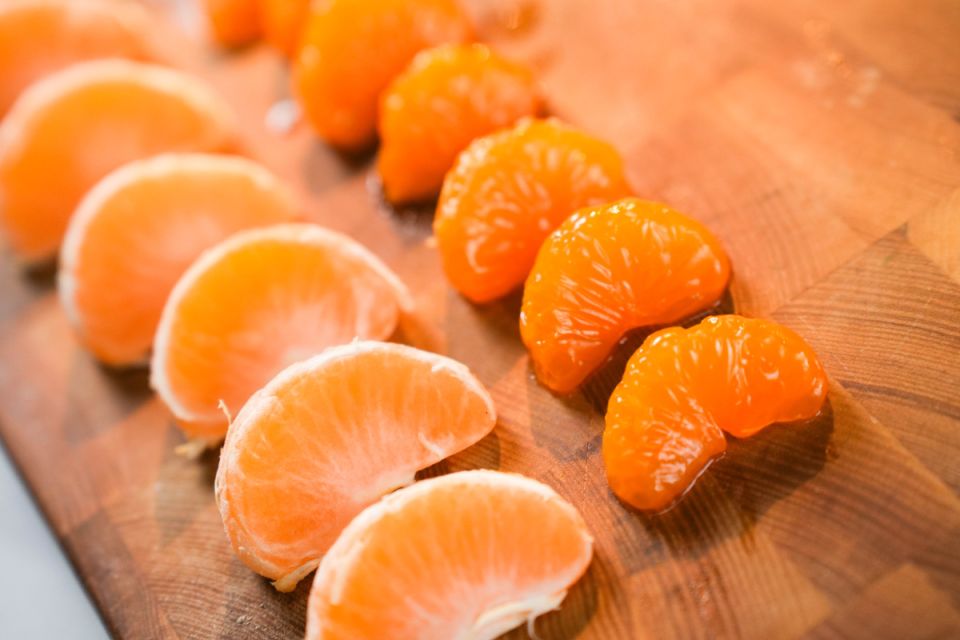 Спокойное открытие: как легко очистить мандарины от белых плёночек с помощью пектиназы