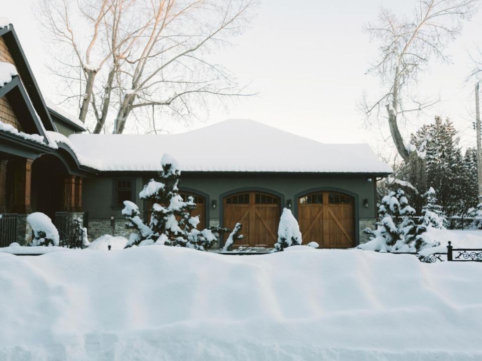 Как правильно подготовить садовую мебель к зиме: советы и рекомендации