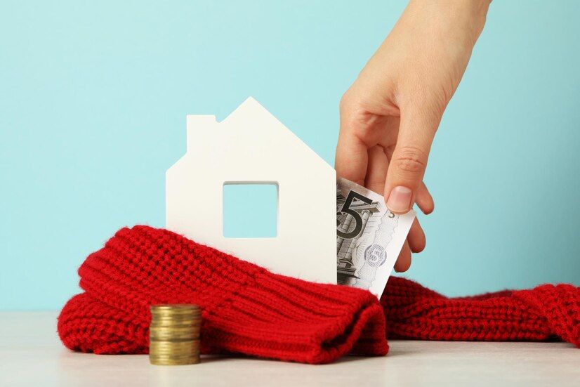 Как получить субсидию на ЖКУ, даже имея долг: что нужно знать